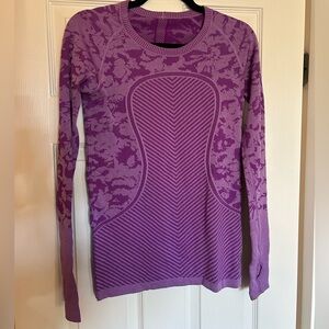 Lululemon Long Sleeve Run Swiftly, excellent condition, size 8, purple